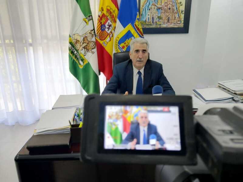 Luis Mario Aparcero da a conocer los premios ‘Ciudad de Chipiona’ creados por el ayuntamiento de la localidad