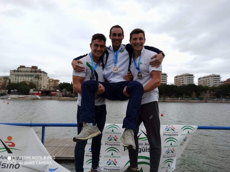 El Club Náutico, campeón de Andalucía de invierno de piragüismo