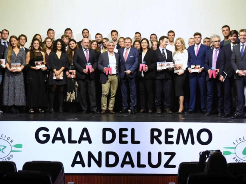La Federación Andaluza de Remo distingue a los mejores de la pasada temporada