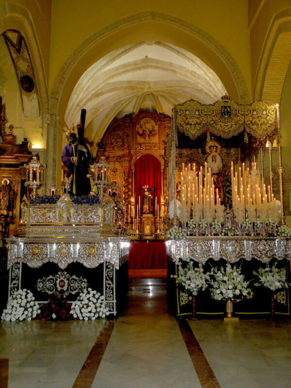 La Hermandad del Nazareno de Alcalá del Río realiza la emisión de la Santa Misa  por streaming y Facebook.