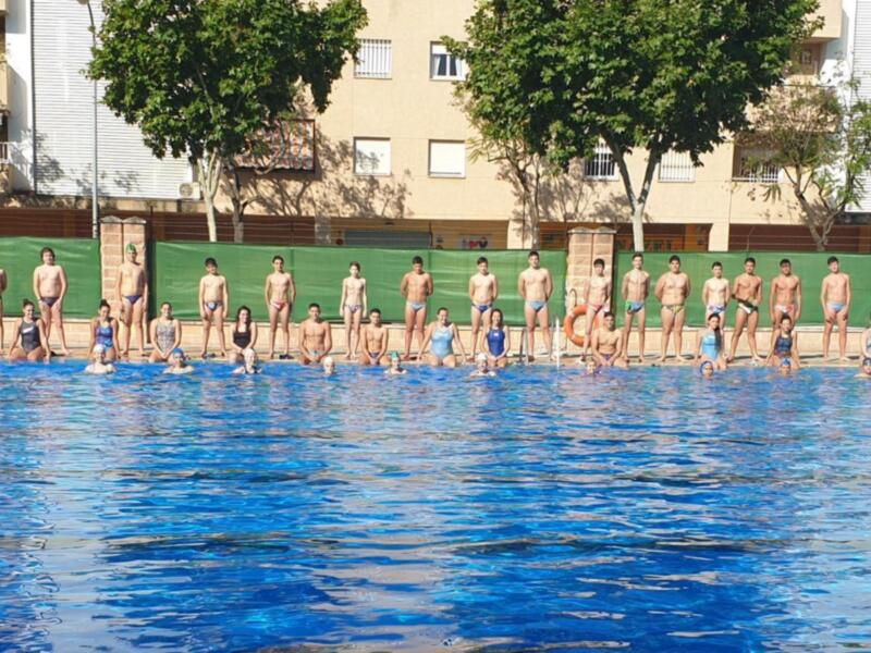 El C.W. Dos Hermanas PQS retorna a la piscina en Vistazul