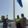 La Bandera Azul de los Mares Limpios de Europa ondea un año más en el puerto deportivo de Chipiona