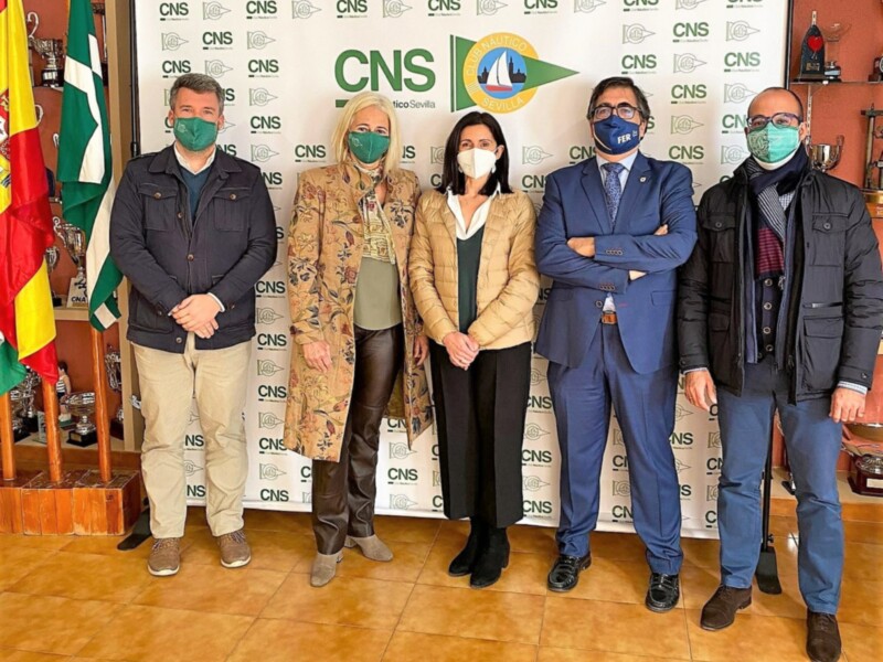 Recepción institucional del Club Náutico a las federaciones Española y Andaluza de Remo