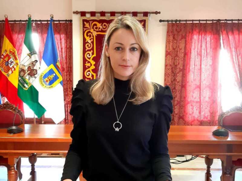 María Naval anuncia dos ofertas de empleo de técnico orientador profesional en el Ayuntamiento de Chipiona 
