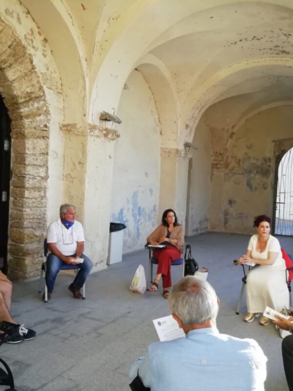 Acitur trabaja con la Delegación de Fiestas en el proyecto de regularización del Carnaval de Chipiona