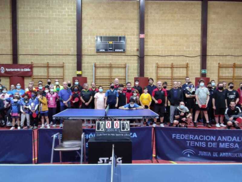 Una numerosa y heterogénea representación del CTM Portuense participó en la primera jornada de la Liga Provincial de Tenis de Mesa