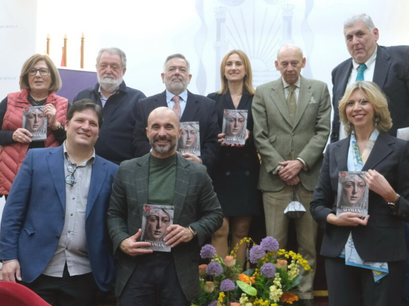 Gran éxito en la presentación en el Ateneo el libro "Como llora Sevilla" en el 75 aniversario de su aparición.