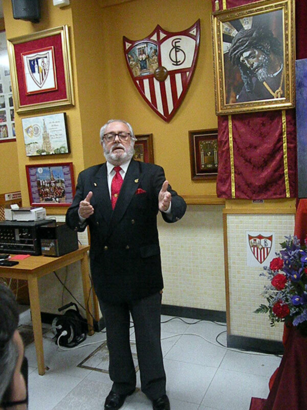 Francisco M. Pérez Estepa pregonó su Semana Santa 2022 en la Peña al Relente de Sevilla