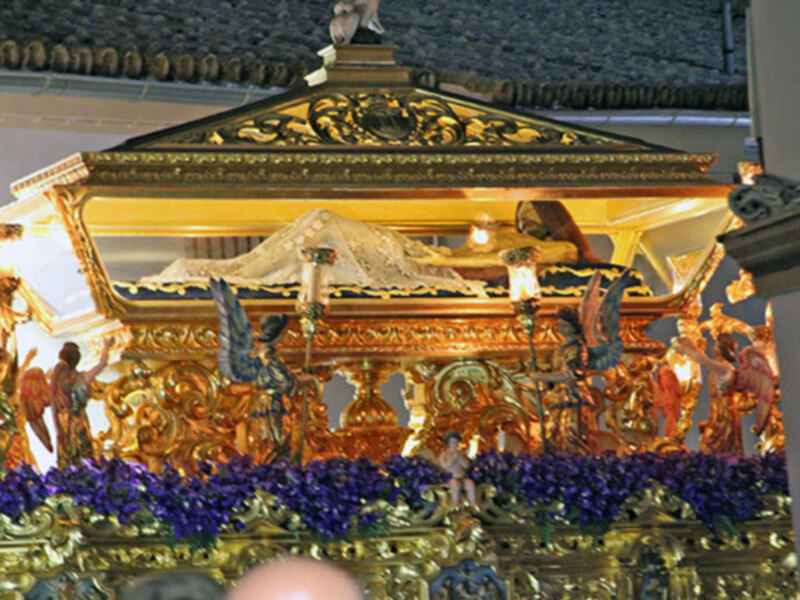 El Descendimiento de Cristo protagonista en la Madruga del sábado Santo en Alcalá del Río.