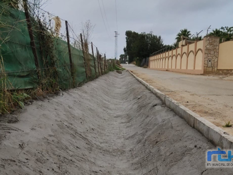 Las obras de evacuación de las aguas pluviales en un tramo de la hijuela de los Gitanos están próximas a finalizar