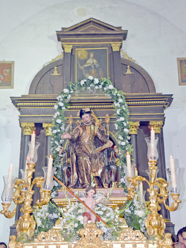 Procesión de bajada del Patrón Ilipense San Gregorio de Osset, para sus cultos.