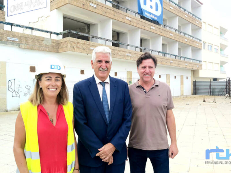 Comienzan las obras de rehabilitación y remodelación del antiguo Hotel Cruz del Mar 