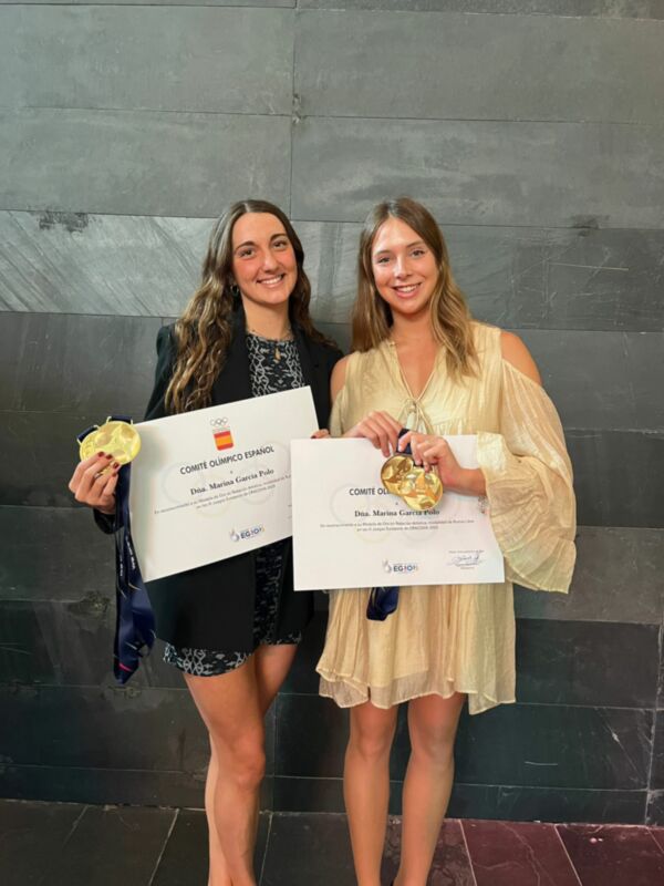El Comité Olímpico Español homenajea a Alisa Ozhogina y Marina García Polo