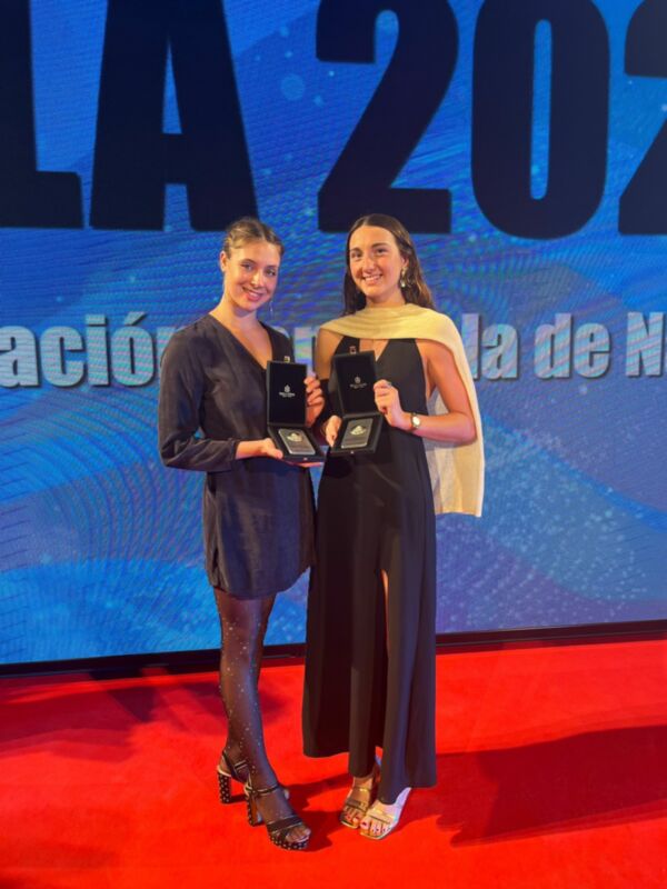 La Gala de la Real Federación Española de Natación distingue a Alisa Ozhogina y Marina García Polo