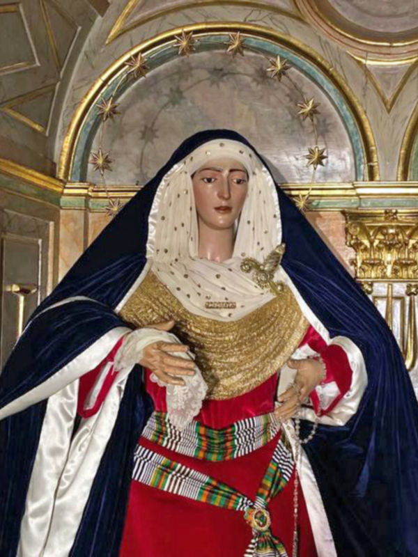 La Madre de Dios , se viste de Hebrea en  Alcalá del Río