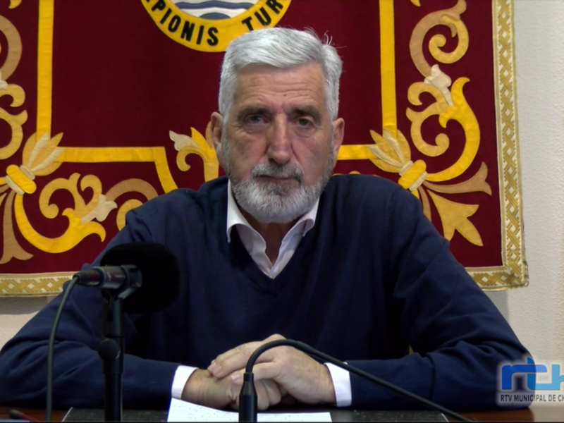 Luis Mario Aparcero informa sobre las gestiones para solucionar la prohibición de uso de agua de riego agrícola por exceso de consumo