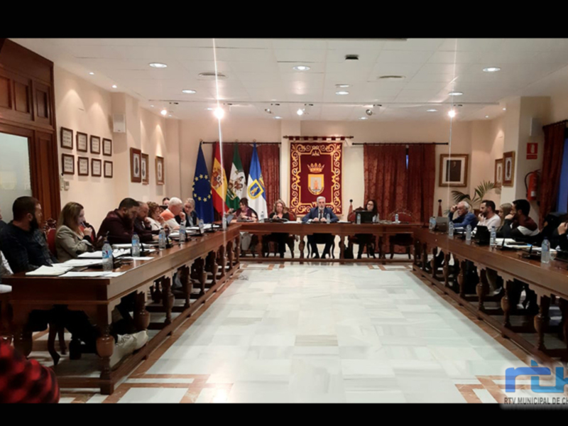 La Corporación chipionera respalda unánimemente el inicio del expediente para nombrar a José Mercé Hijo Adoptivo de Chipiona