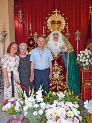 La Santisima Virgen de la Fe y entrega, quedo expuesta a la veneración de todos sus fieles y devotos en Sevilla