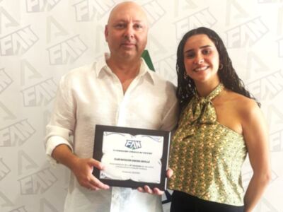 El Club Natación Sincro Sevilla, distinguido por la FAN 
