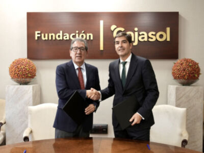 La Fundación Cajasol renueva su alianza con el Real Betis Balompié y Sevilla Fútbol Club para impulsar deporte y valores sociales
