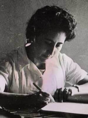 Marina Bernal retrata a la querida Señorita Luna 