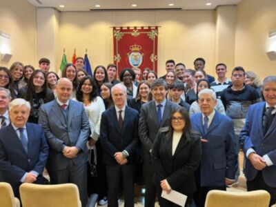 La Fundación Villacieros entrega 44 becas y ayudas a estudiantes y entidades sociales