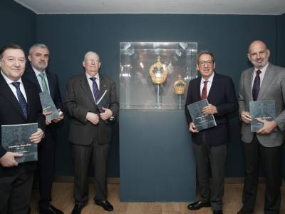 La Fundación Cajasol rinde homenaje al maestro Cayetano González con una exposición antológica inédita en Sevilla