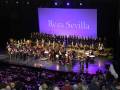  Sevilla rezó con música y Fibes respondió con una gran ovación