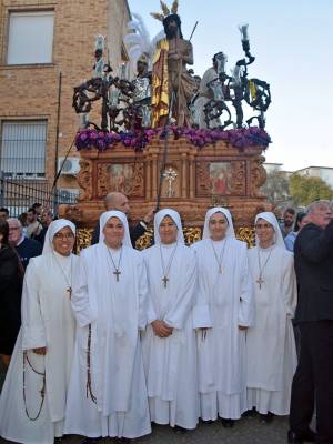  La Hermandad de la Piedad y Salud y Esperanza de Sevilla,recorre San Lázaro en una intensa jornada de fe por el Día de Andalucía