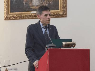Magistral conferencia del doctor y catedrático Fernando de la Portilla entre la ciencia y la Fe en el Ateneo de Sevilla 