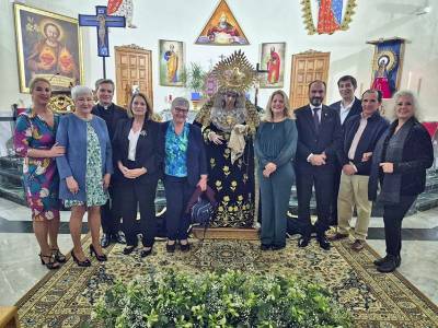 “La Parroquia de la Resurrección acoge a la nueva patrona de la Asociación de Esclerosis Múltiple” en Sevilla