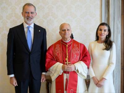 la Familia Real acompañarán al Papa León XIV en su visita a España