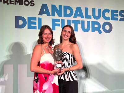 Alisa Ozhogina y Marina García Polo, Premio Andaluces del Futuro