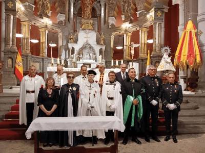 Órdenes de caballería y hermandades religiosas celebran en Gijón la festividad de San Fernando 
