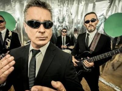 "El Agropop", la historia de "Los Chanclas"