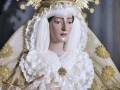 María Santísima de la Esperanza, ataviada para el tiempo estival 