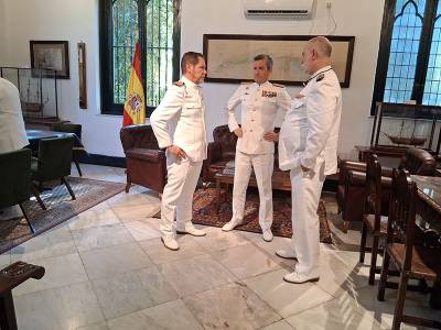 Juan Pablo Díaz-Pache Mackinlay asume el mando de la Comandancia Naval de Sevilla 