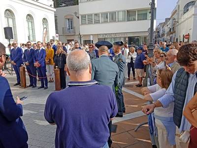 El Puerto de Santa María conmemora la Fiesta Nacional con un solemne homenaje a la bandera y a los caídos