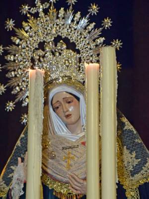  Nuestra Señora del Desconsuelo recorre las calles de la Barriada de los Principe y del Polígono Norte de Sevilla,en una jornada de oración y recogimiento